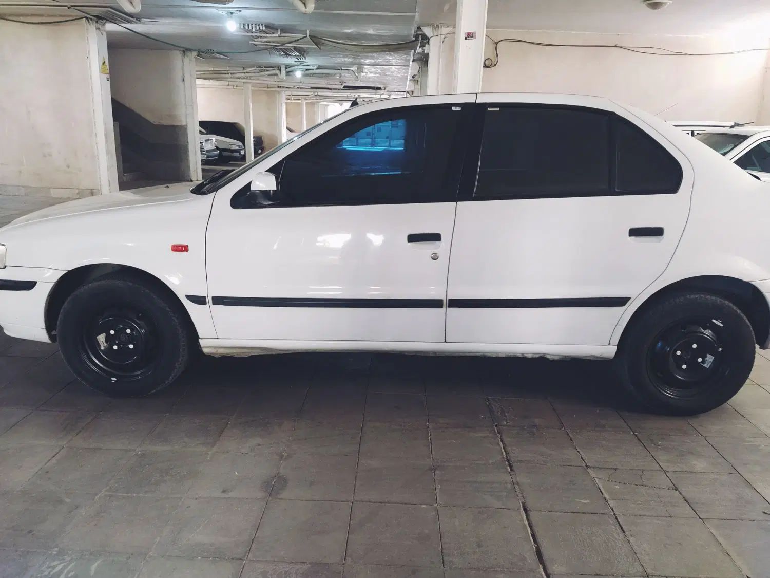 سمند LX XU7 - 1395