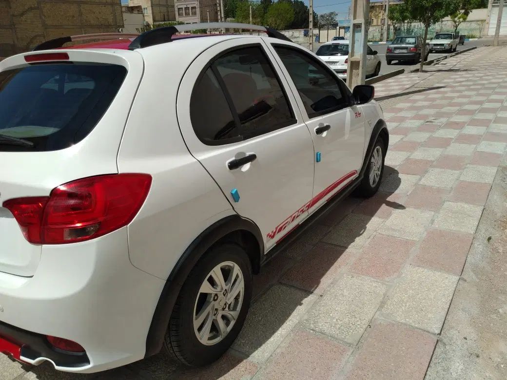 کوییک R دنده‌ای - 1399