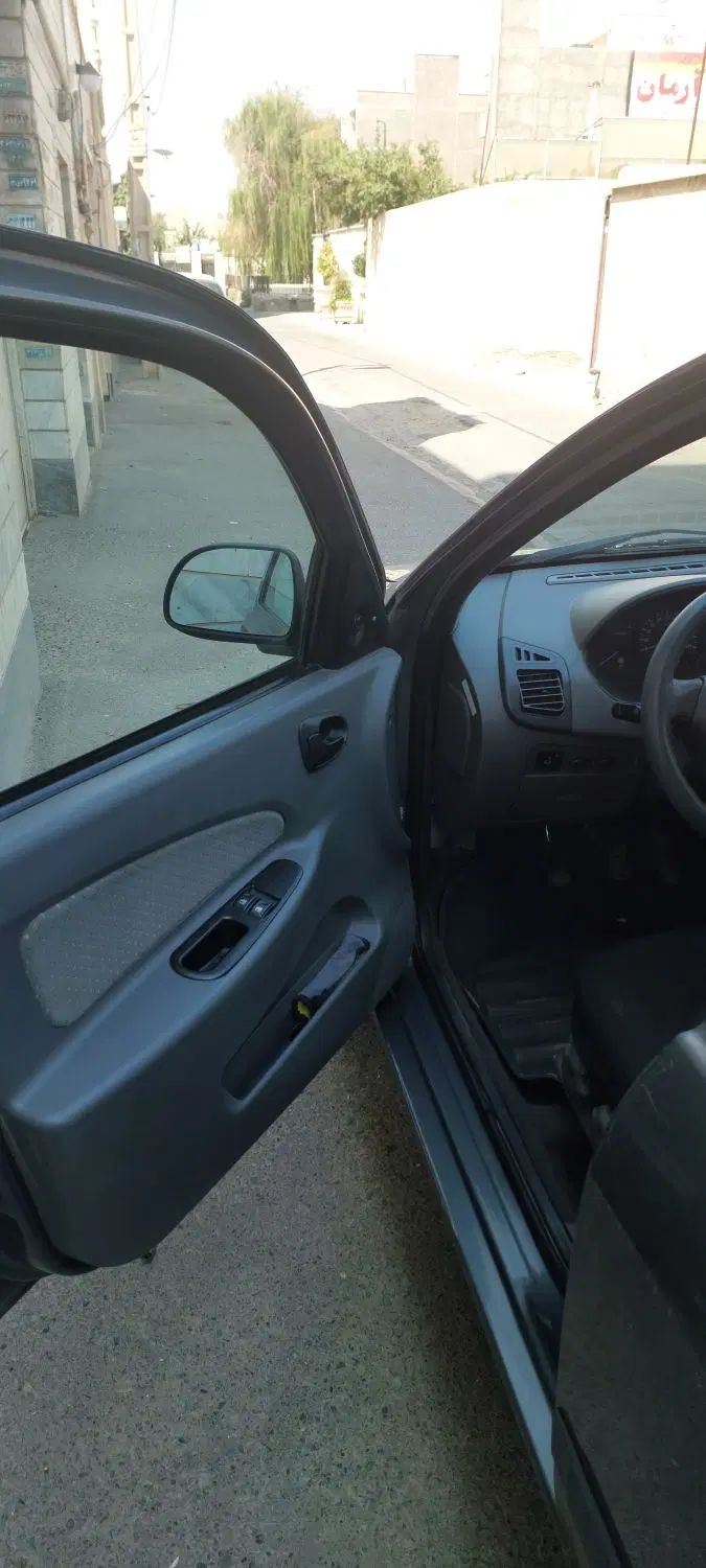 تیبا صندوق دار SX - 1392