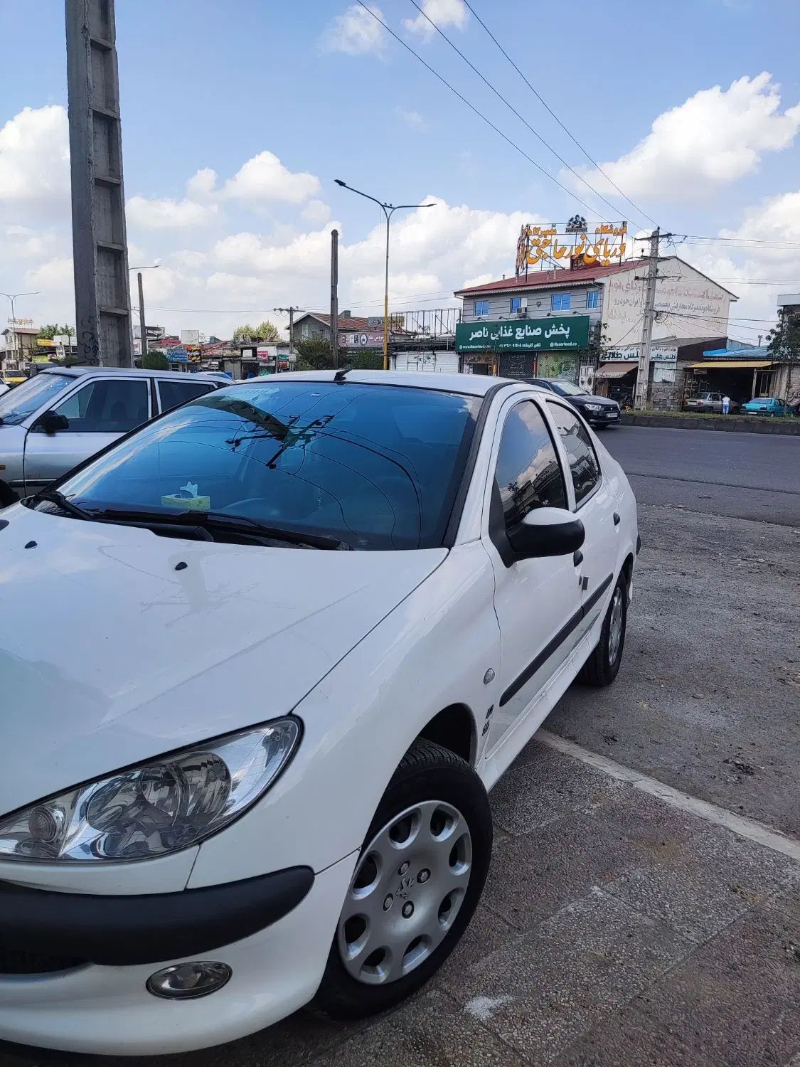 پژو ۲۰۶ صندوق دار v8 - 1394