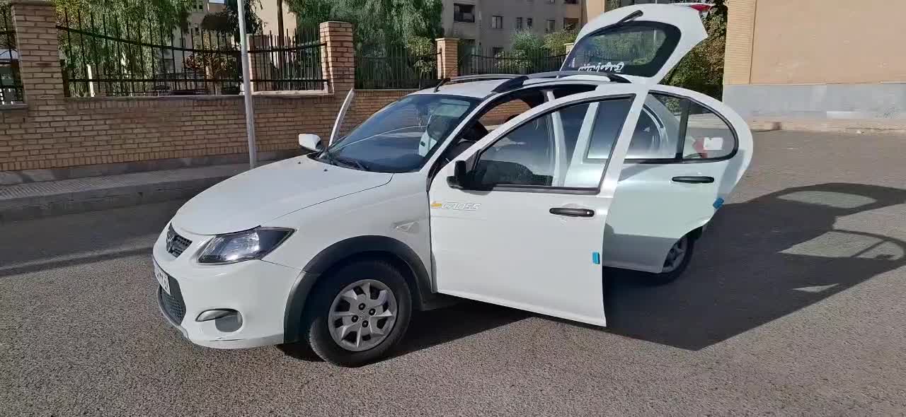 خودرو کوییک، معمولی آگهی ann_20444975
