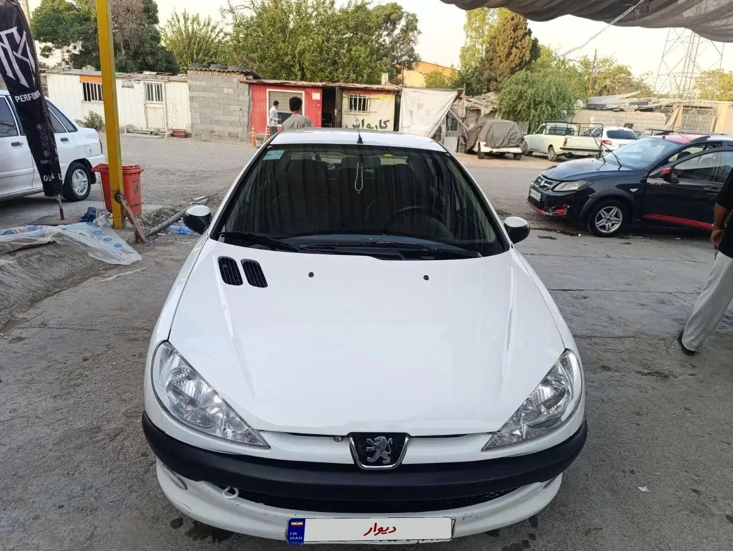 پژو ۲۰۶ صندوق دار v8 - 1390