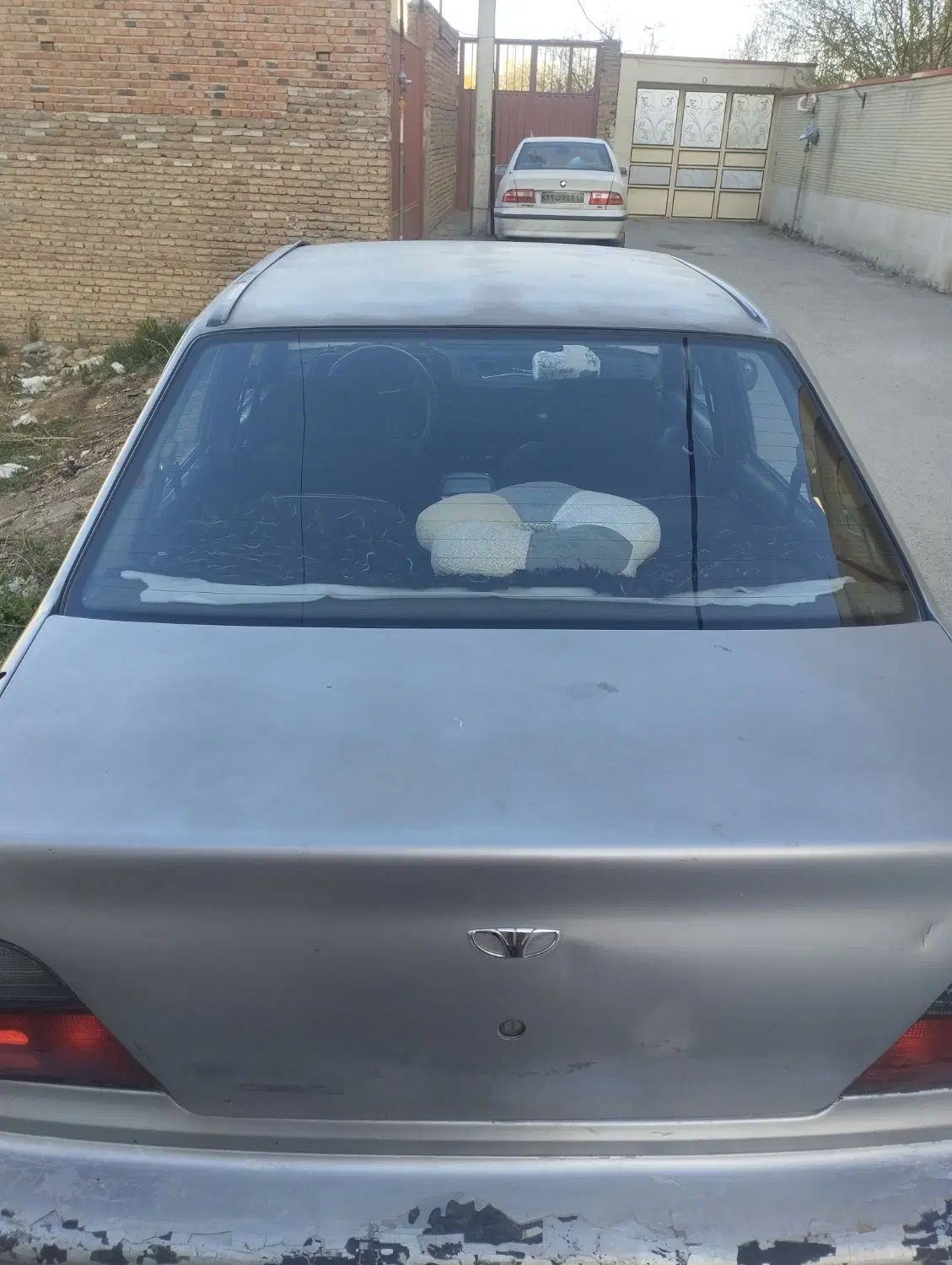 دوو سیلو سدان - 1377