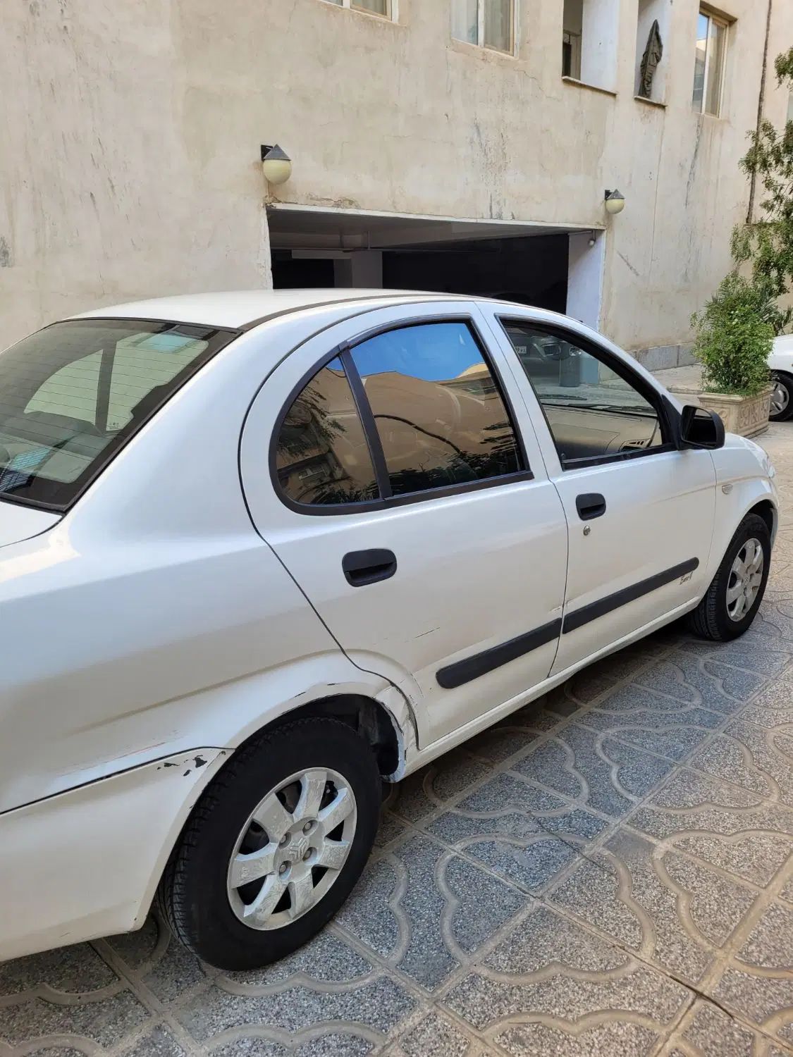 تیبا صندوق دار SX - 1393
