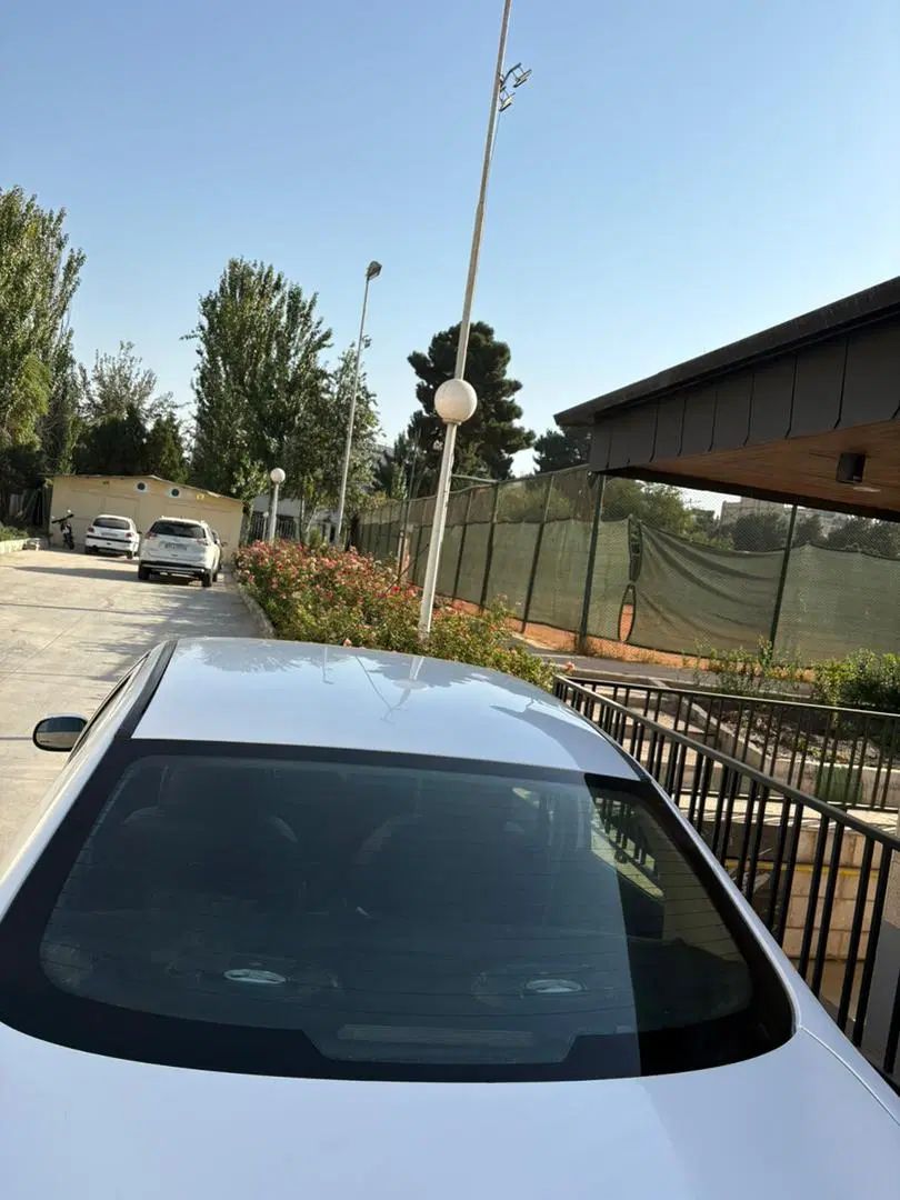 پژو ۲۰۶ صندوق دار v20 - 1391