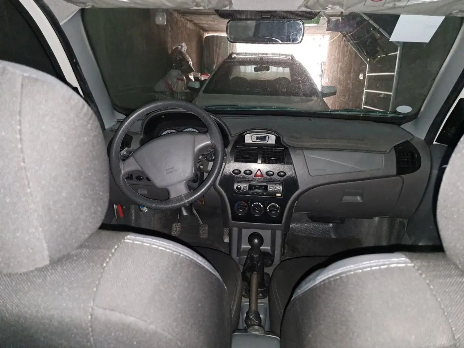 تیبا صندوق دار SX - 1401
