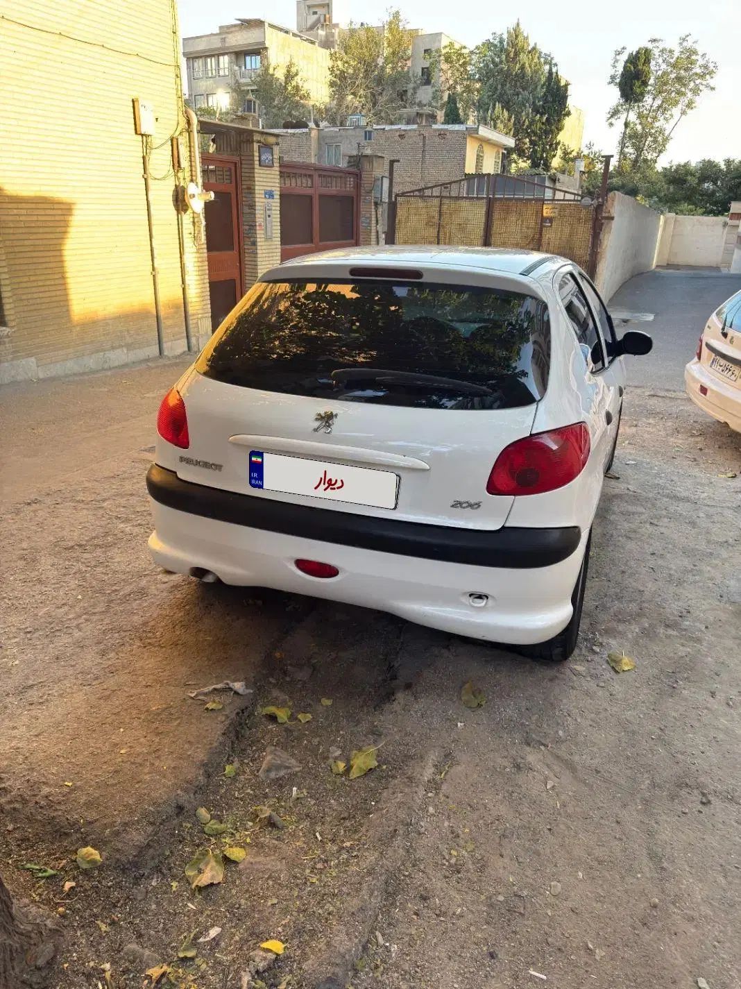 پژو 206 تیپ 5 - 1395