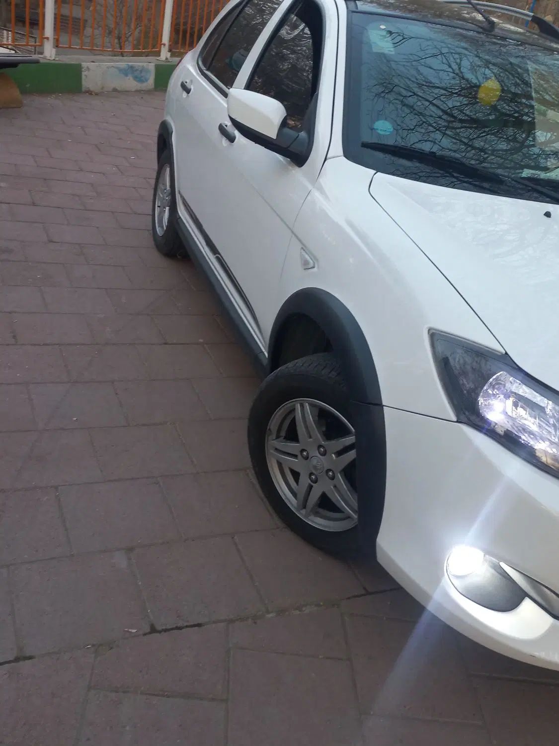 خودرو کوییک، R آگهی ann_20445747