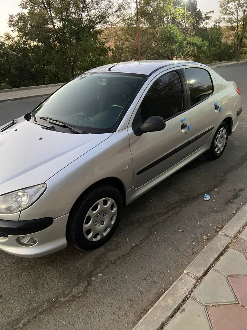 پژو ۲۰۶ صندوق دار v8 - 1386