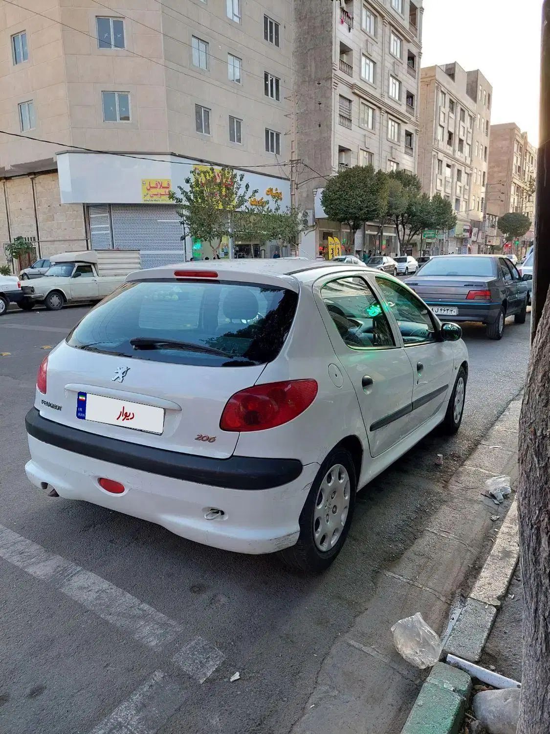 پژو 206 تیپ 2 - 1390