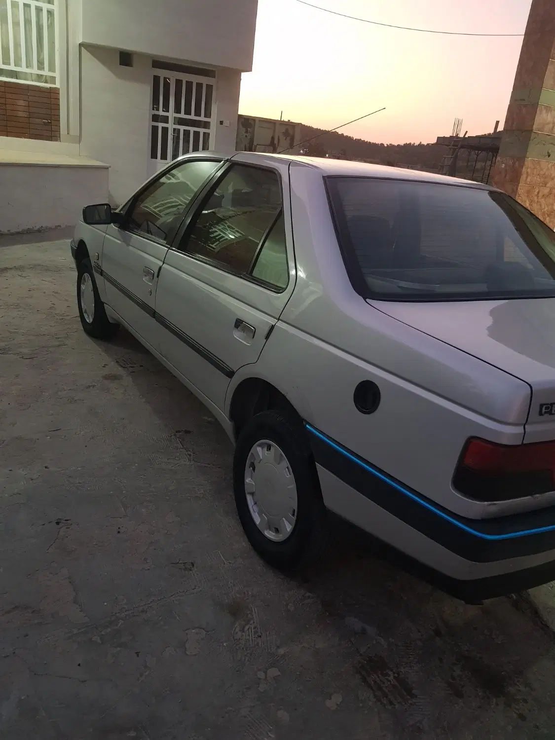 پژو 405 GLX - 1390