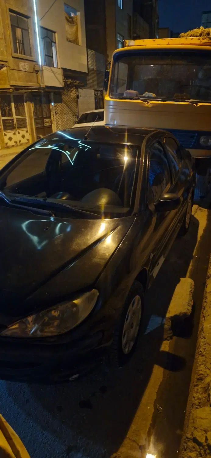 پژو ۲۰۶ صندوق دار v8 - 1391