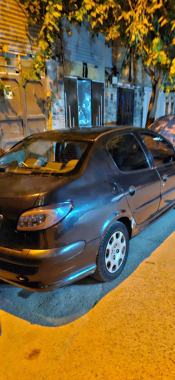 پژو ۲۰۶ صندوق دار v8 - 1391