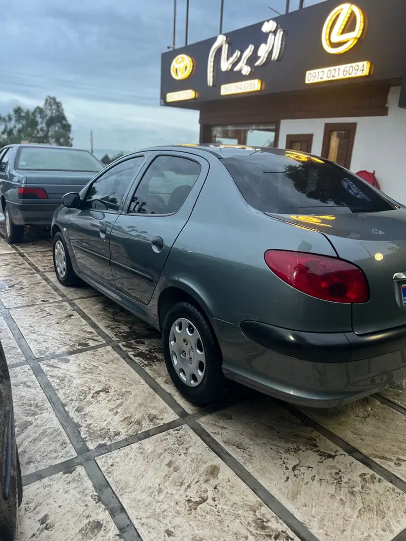 پژو ۲۰۶ صندوق دار v8 - 1399
