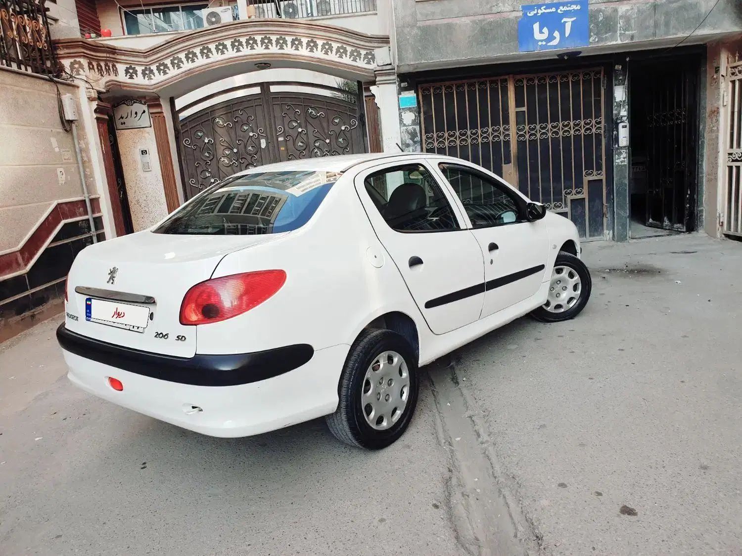 خودرو پژو، ۲۰۶ صندوق دار آگهی ann_20447532