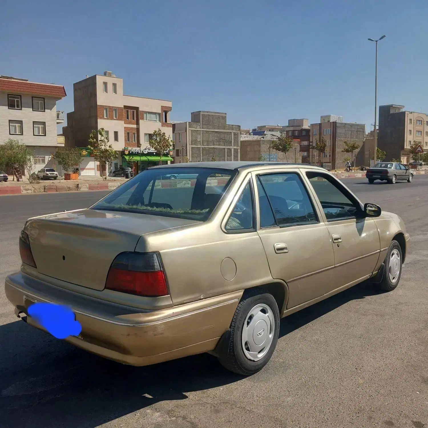 دوو سیلو سدان - 1381