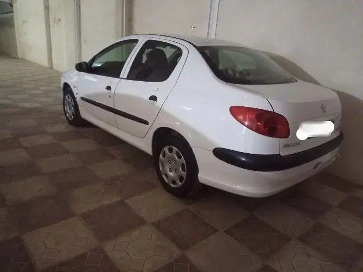 پژو ۲۰۶ صندوق دار v8 - 1395