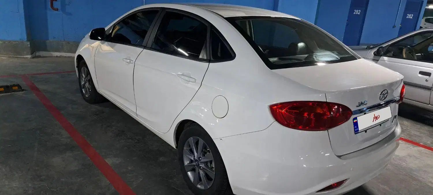 جک J4 اتوماتیک آپشنال - 1402