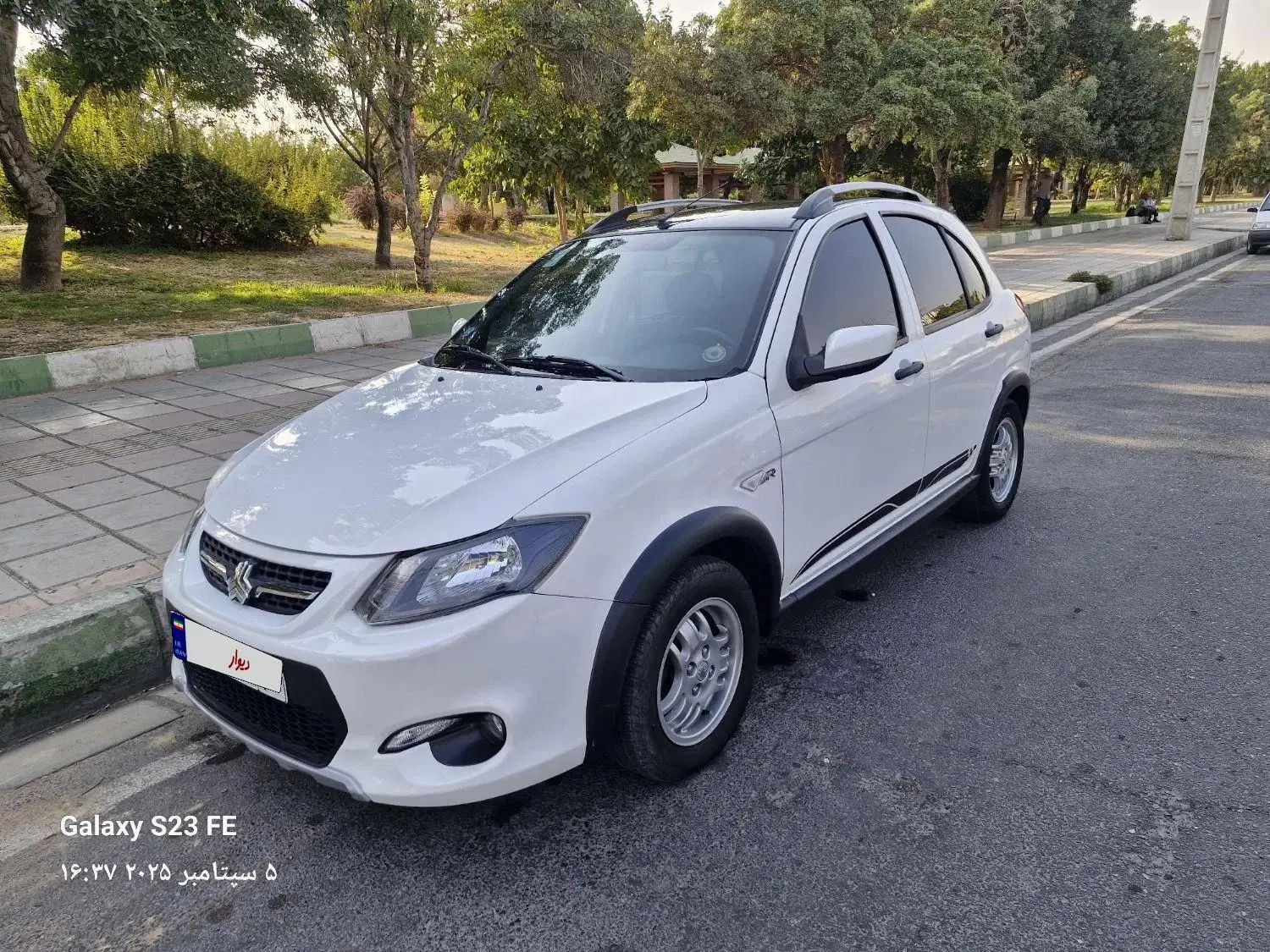 کوییک R دنده‌ای - 1402