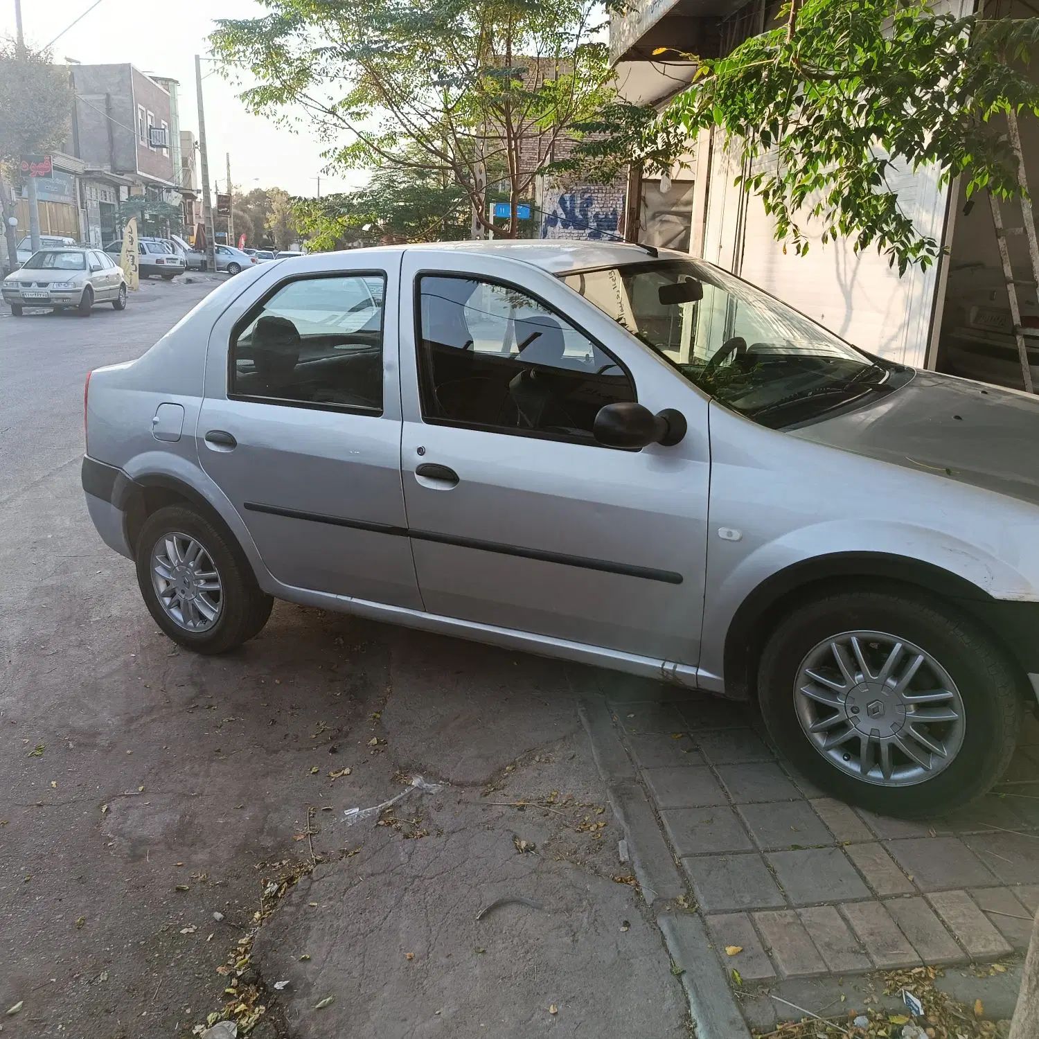رنو تندر 90 E2 - 1389