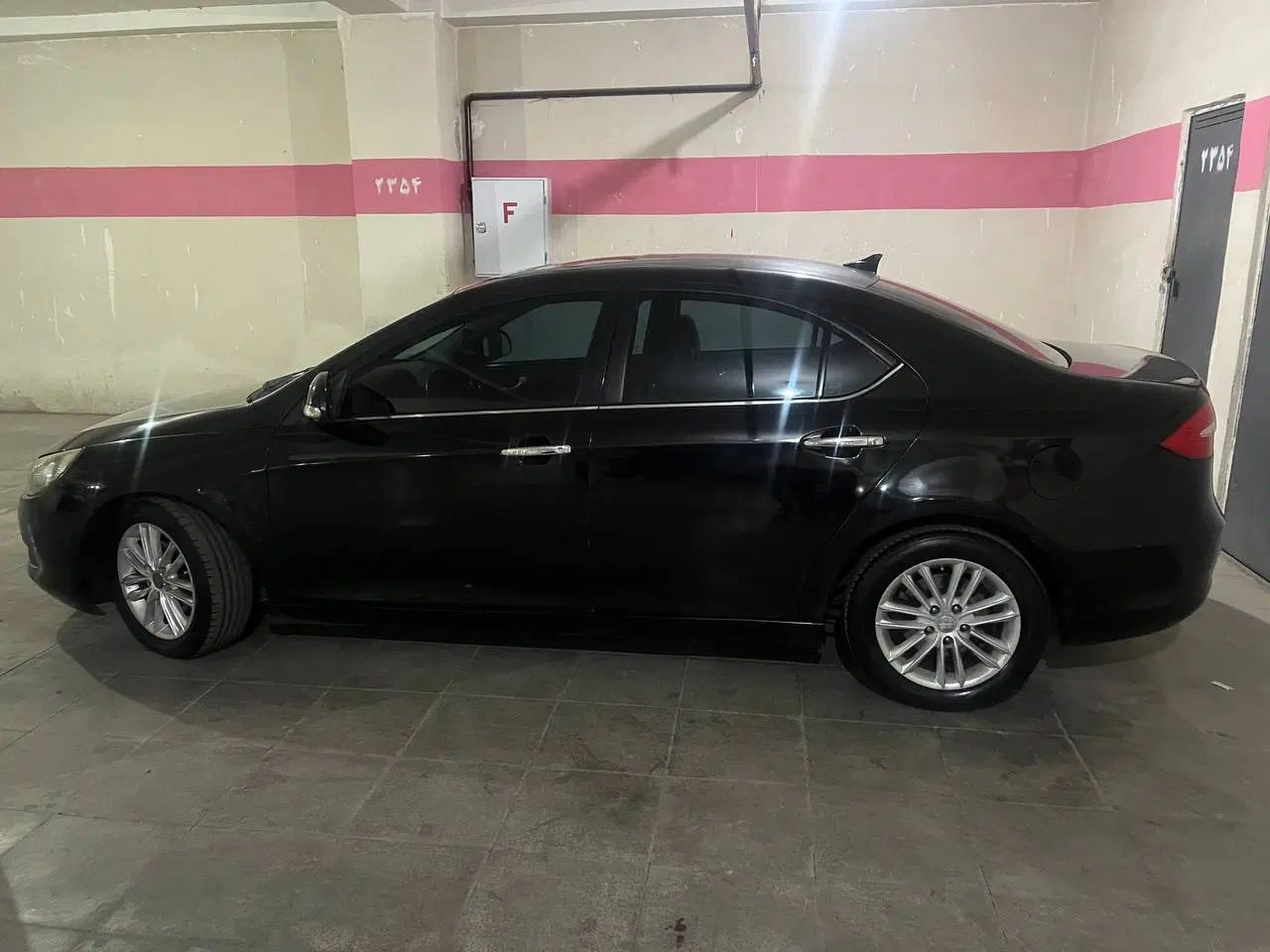جک J5 اتوماتیک - 1394