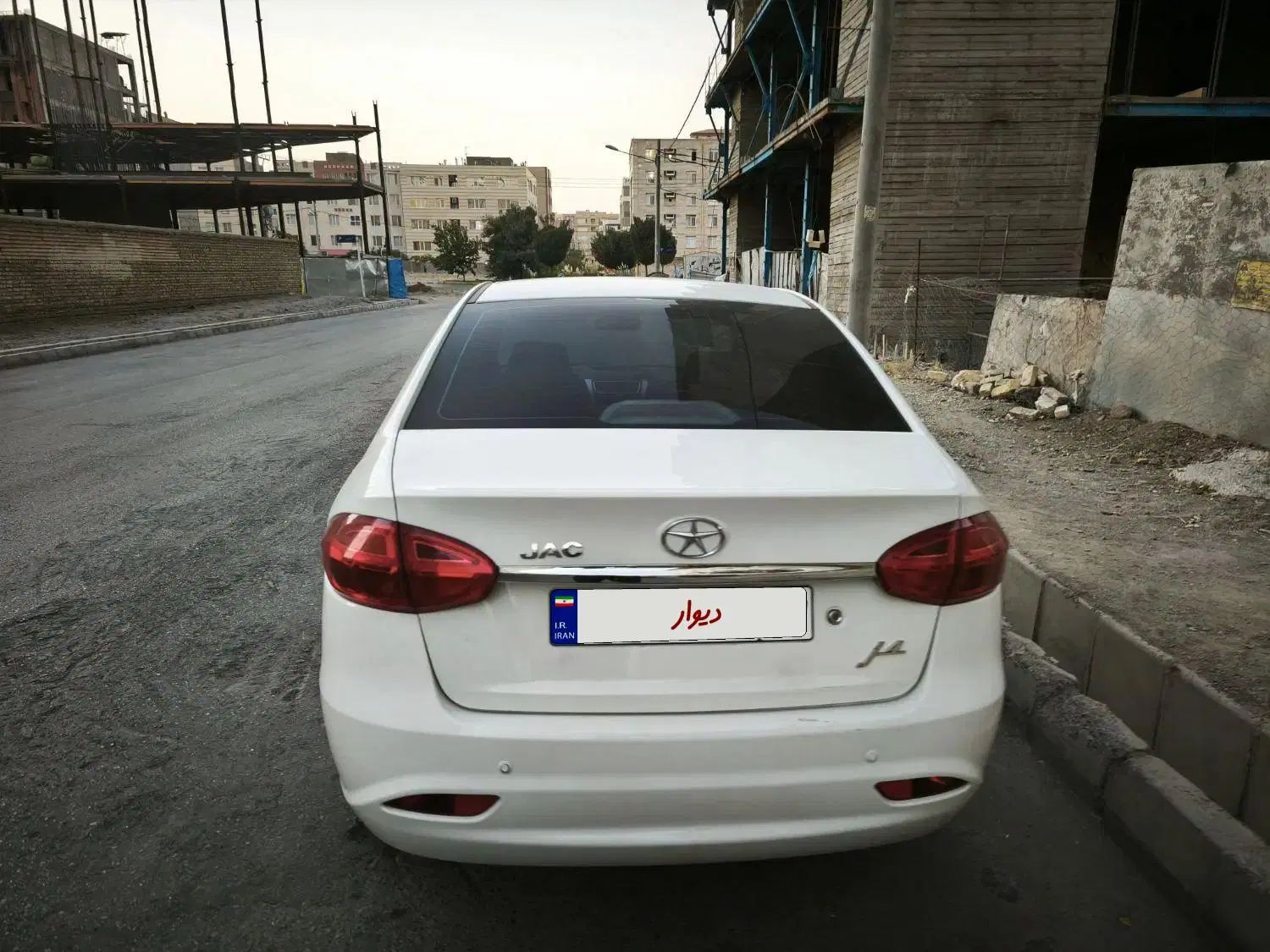 خودرو جک، J4 آگهی ann_20449631