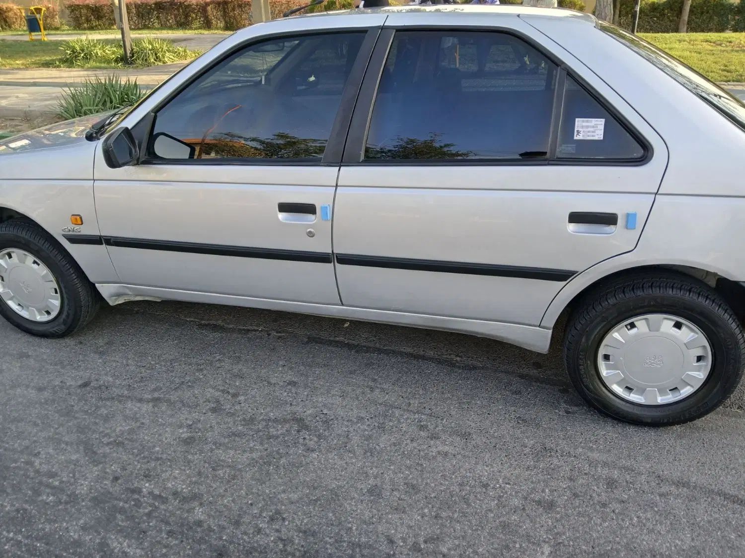 پژو 405 GL - دوگانه سوز LPG - 1379