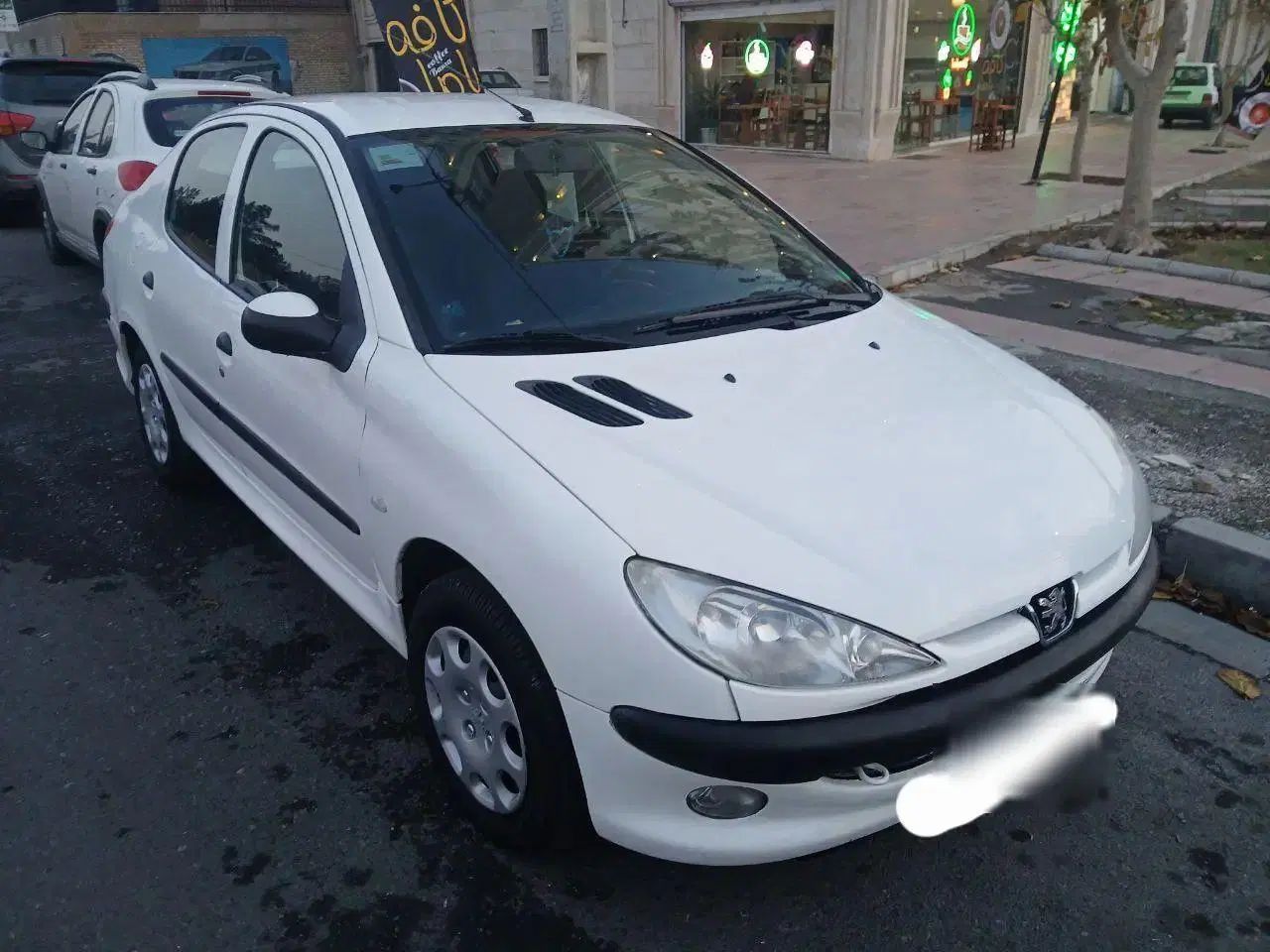 پژو ۲۰۶ صندوق دار v8 - 1391