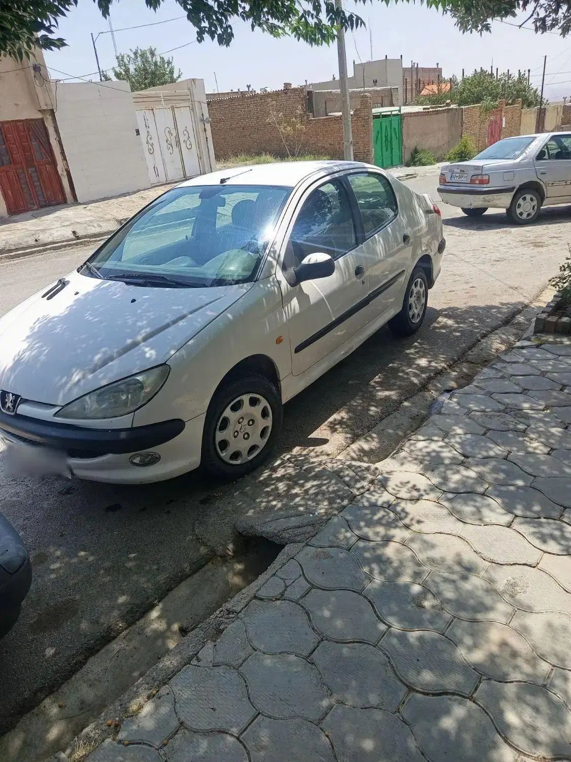 پژو ۲۰۶ صندوق دار v20 - 1386