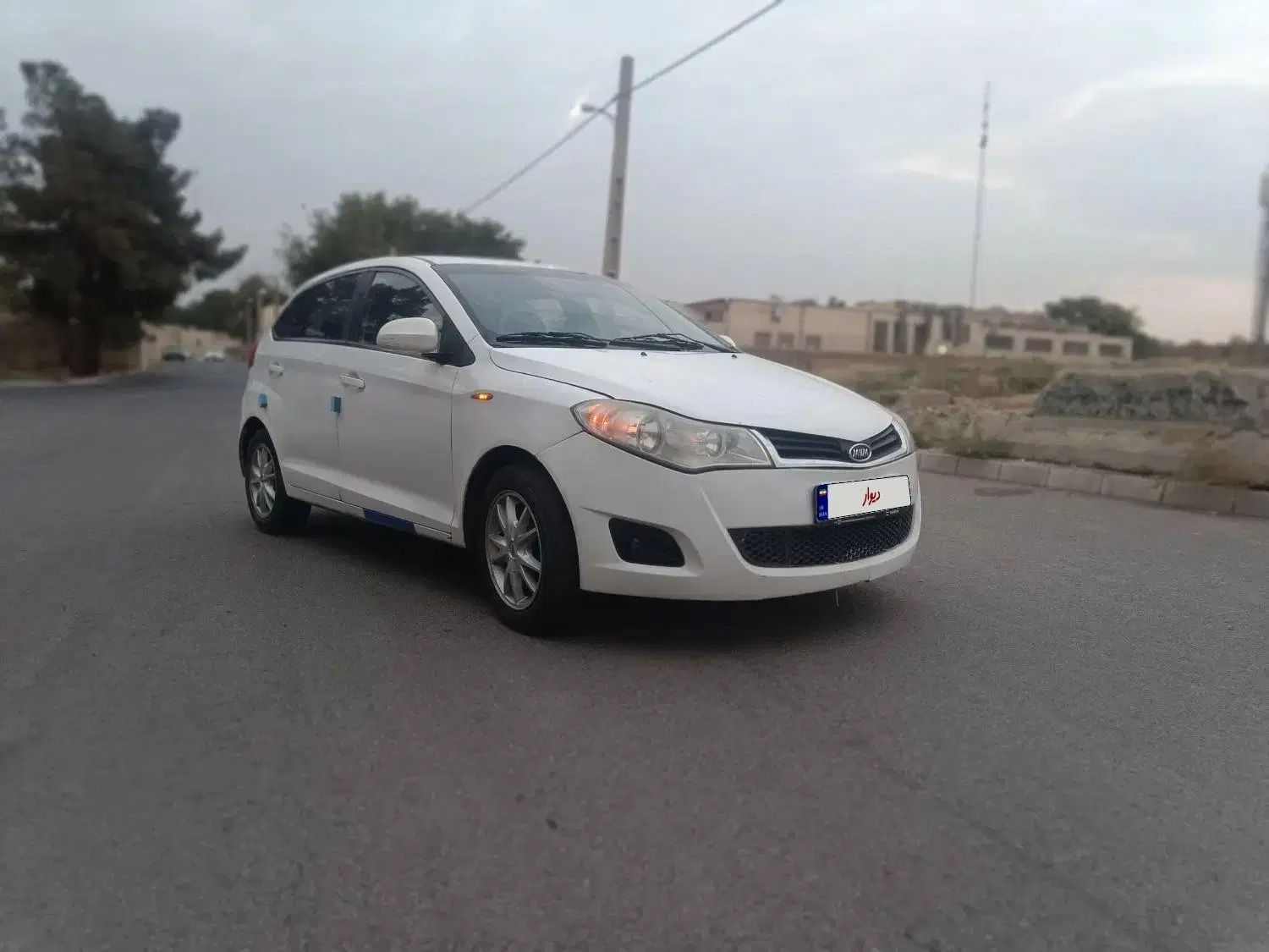 ام وی ام 315 هاچ بک ساده دنده ای - 1393