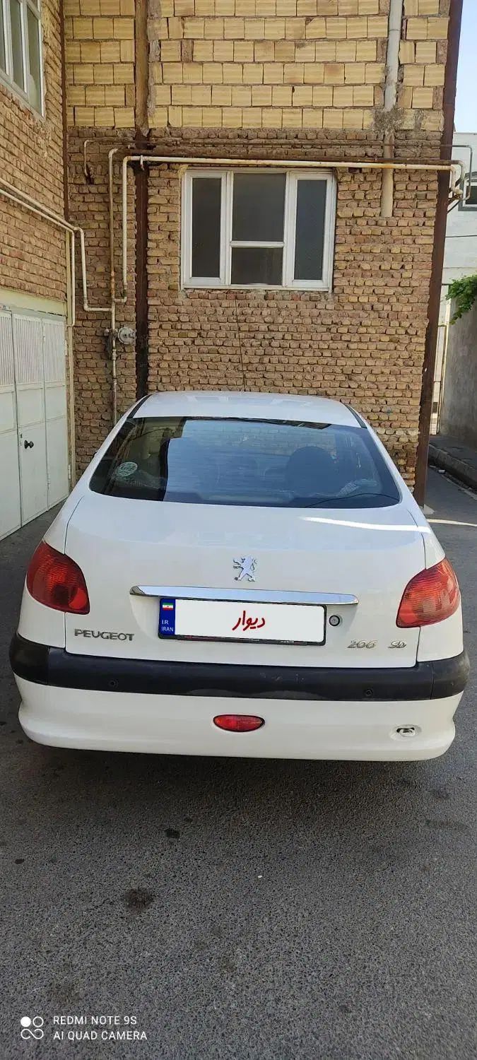 پژو ۲۰۶ صندوق دار v8 - 1397
