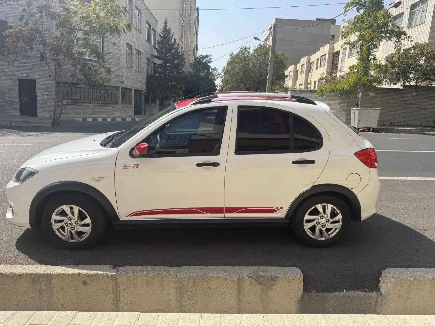 کوییک R دنده‌ای - 1400