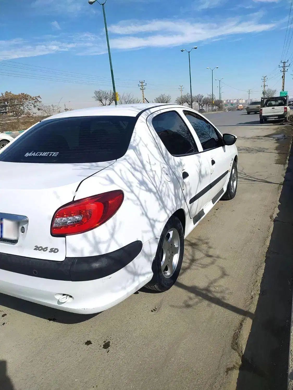 پژو ۲۰۶ صندوق دار v8 - 1396