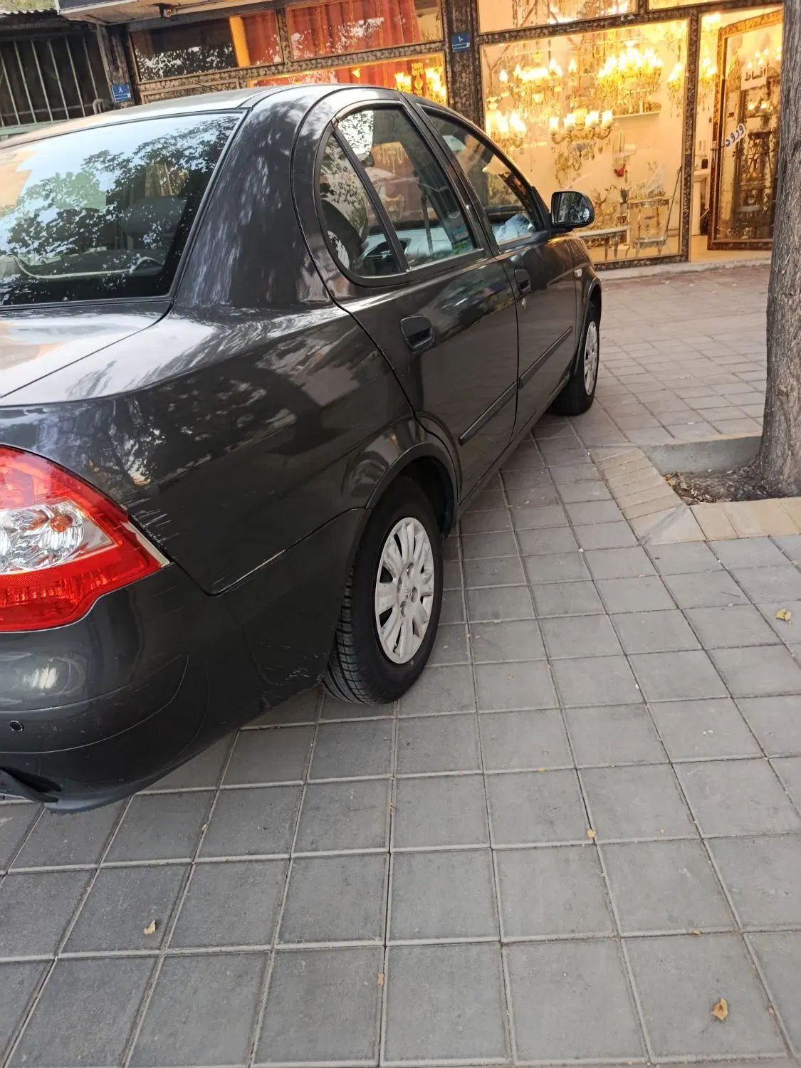 تیبا صندوق دار SX - 1400