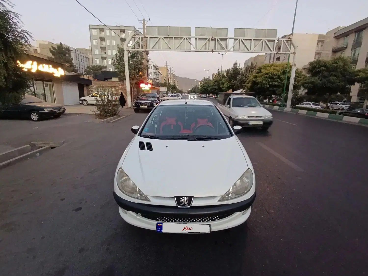 پژو ۲۰۶ صندوق دار v8 - 1399