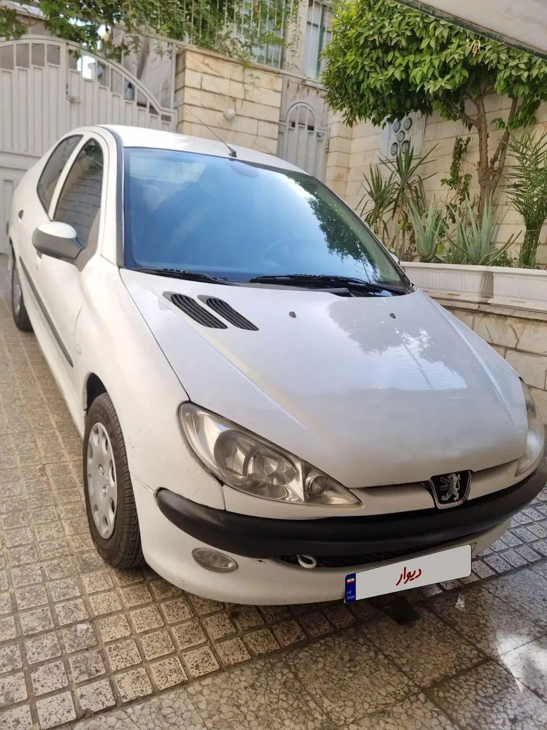 پژو ۲۰۶ صندوق دار v8 - 1395