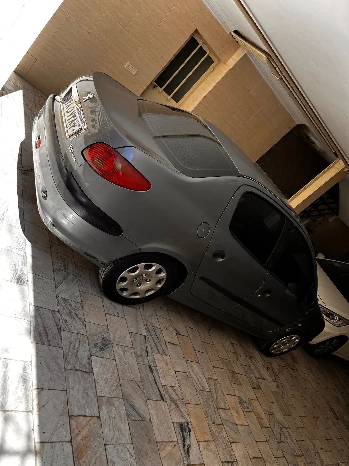 پژو ۲۰۶ صندوق دار v6 - 1388
