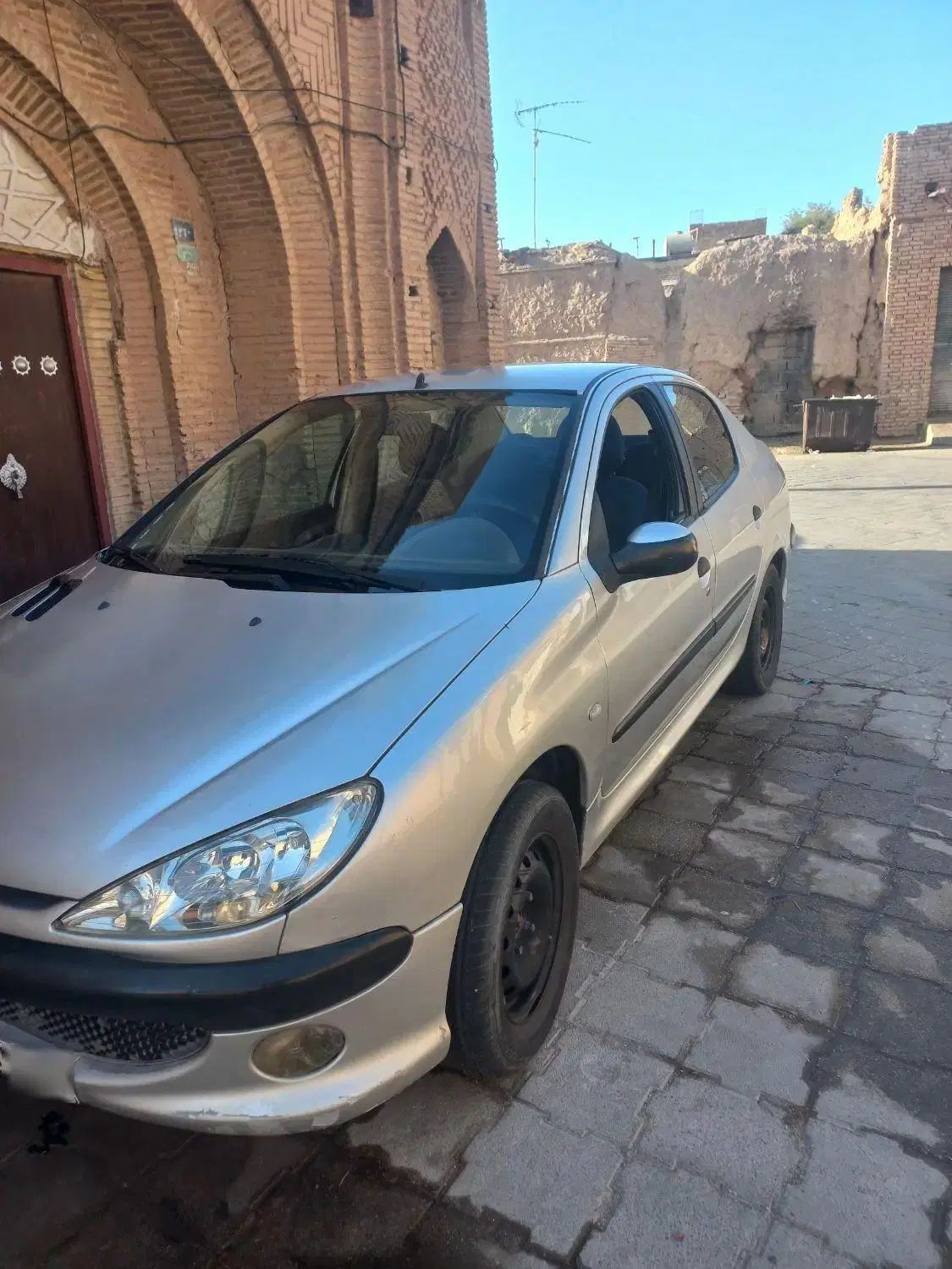 پژو ۲۰۶ صندوق دار v8 - 1385