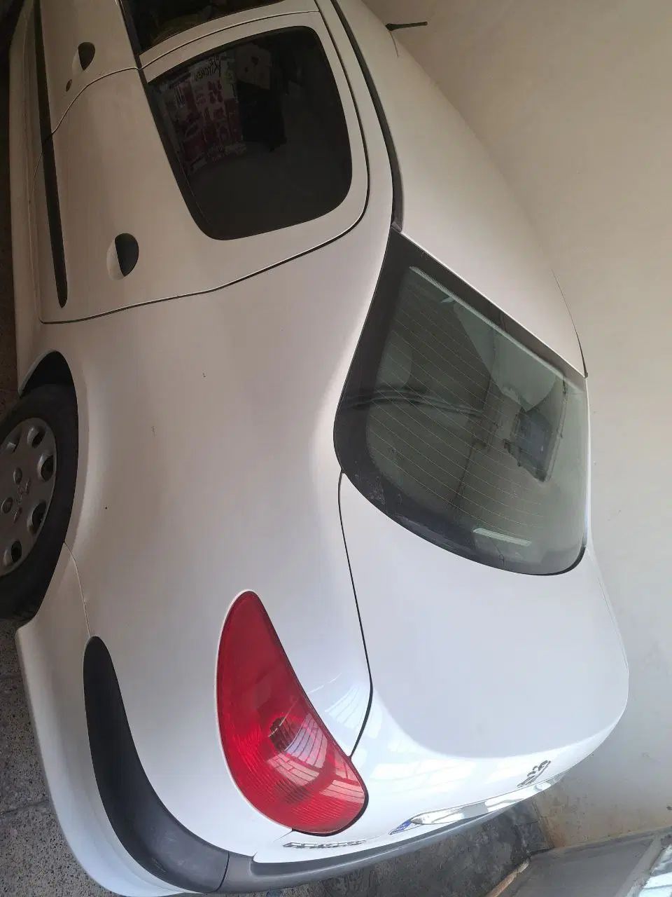 پژو ۲۰۶ صندوق دار v8 - 1394