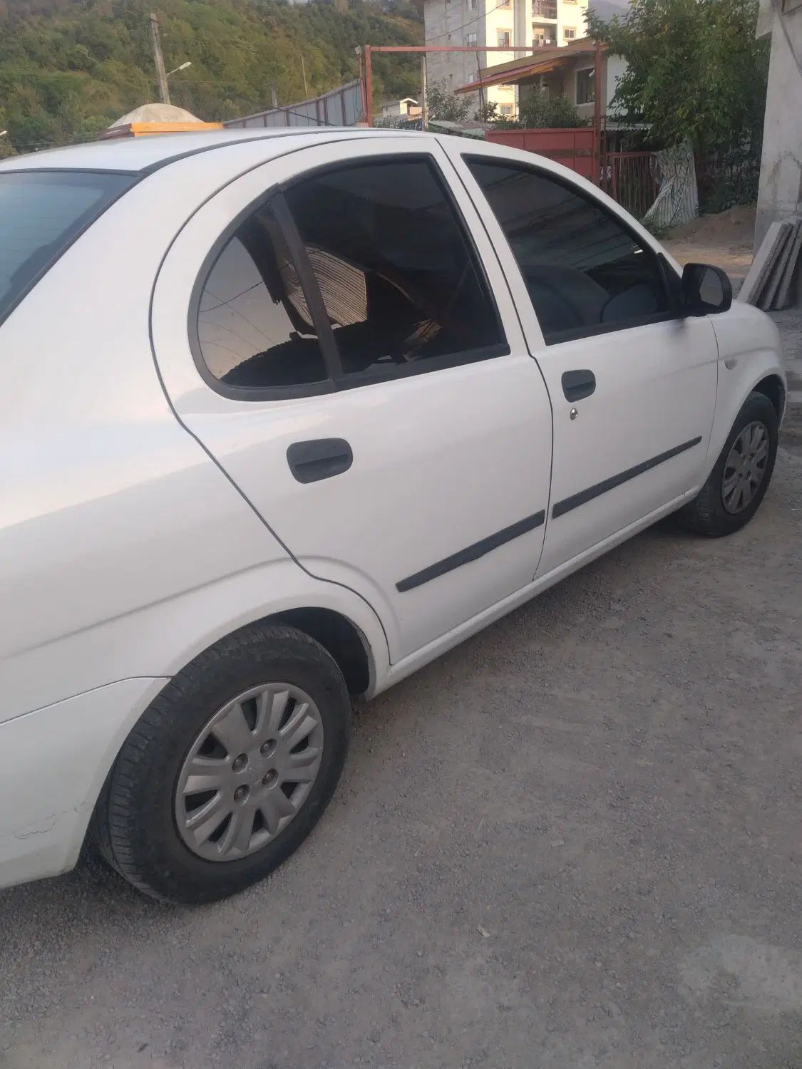 تیبا صندوق دار SX - 1401