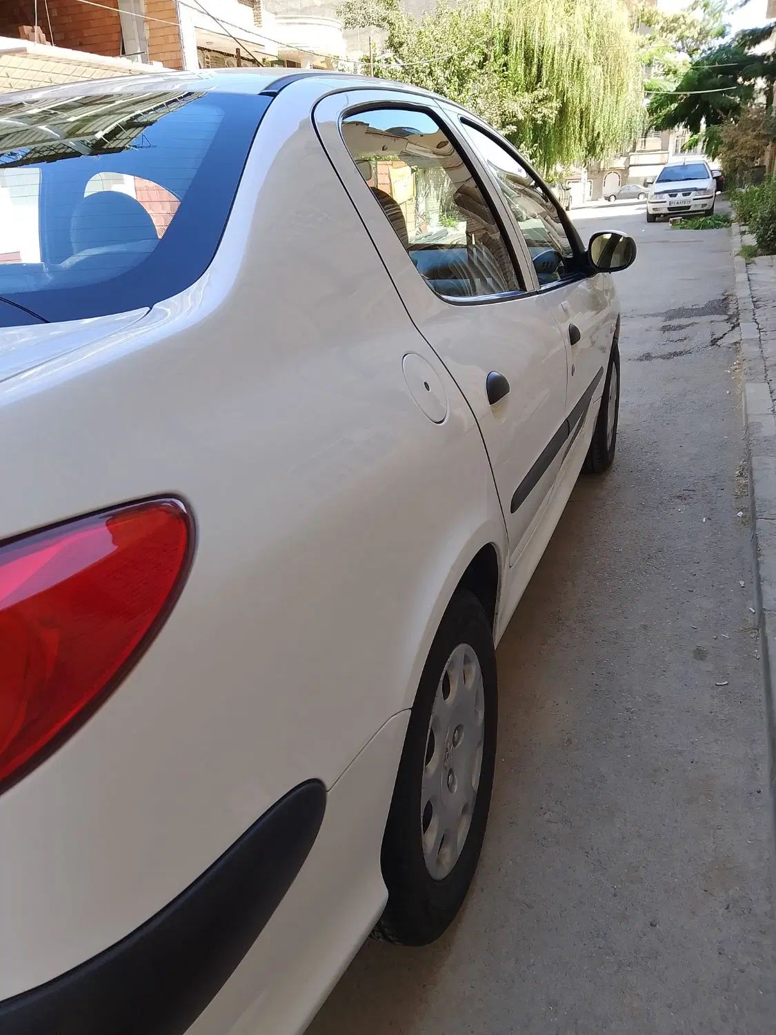 پژو ۲۰۶ صندوق دار v8 - 1399