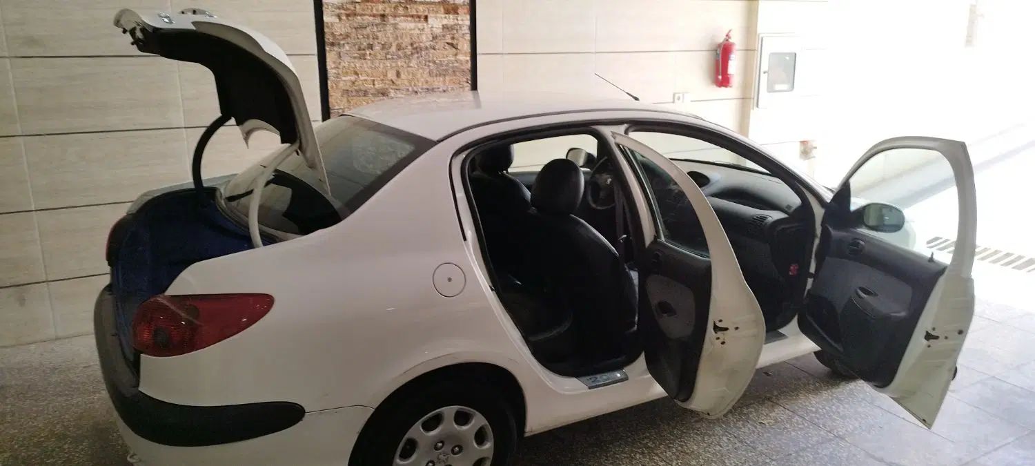 پژو ۲۰۶ صندوق دار v8 - 1388