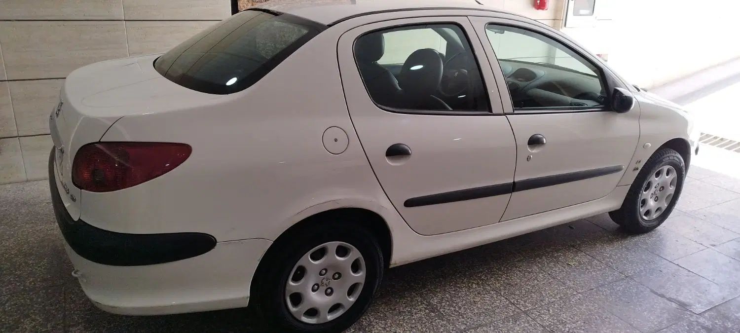 پژو ۲۰۶ صندوق دار v8 - 1388