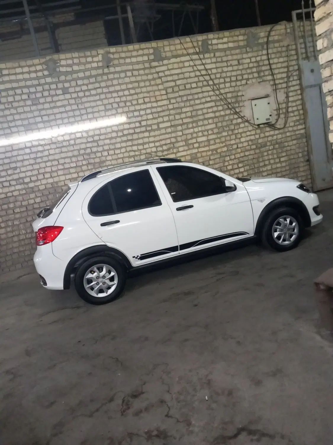 کوییک R دنده‌ای - 1404