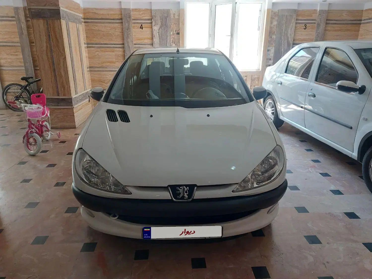 پژو ۲۰۶ صندوق دار v8 - 1394