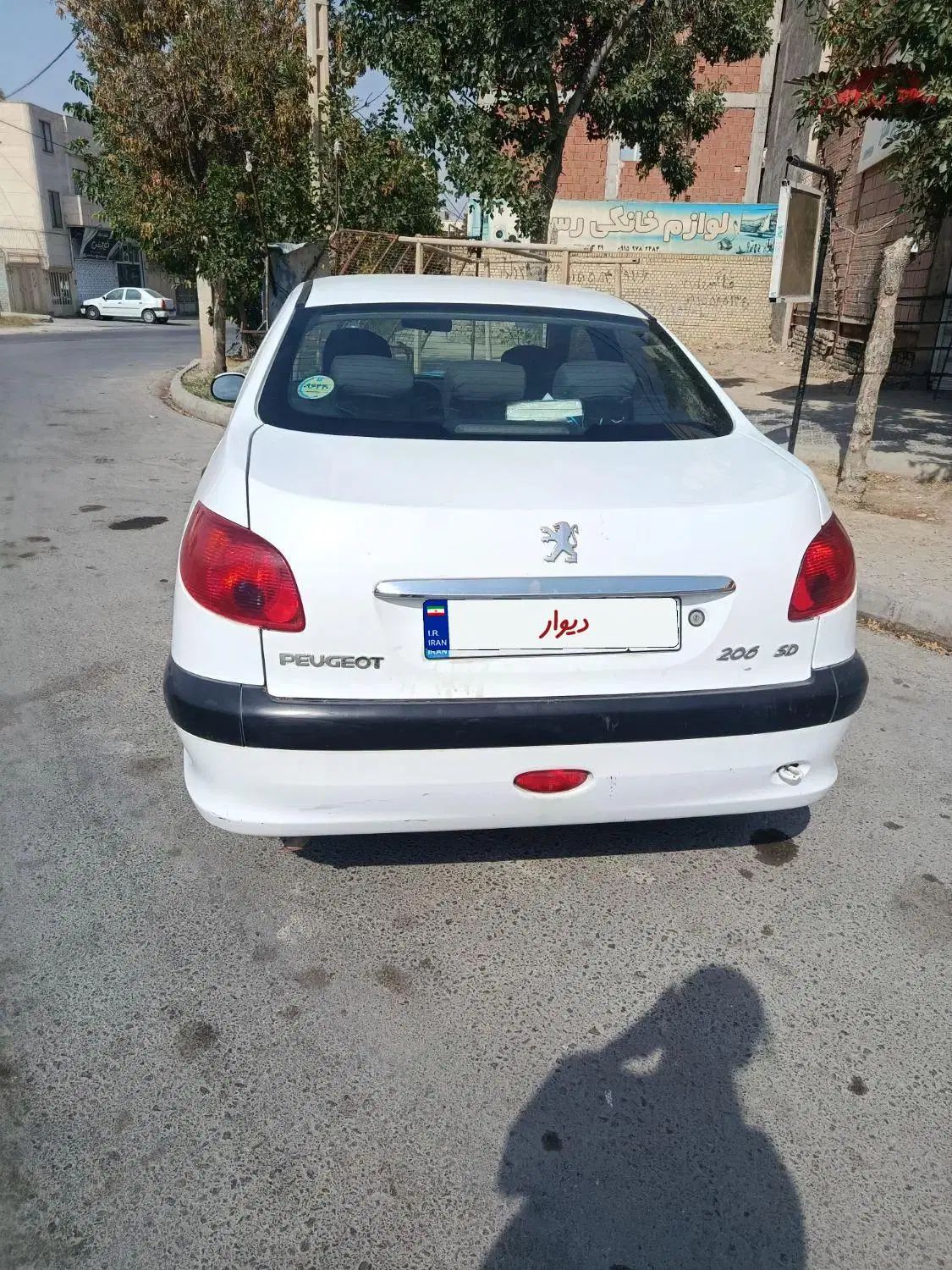 پژو ۲۰۶ صندوق دار v8 - 1399