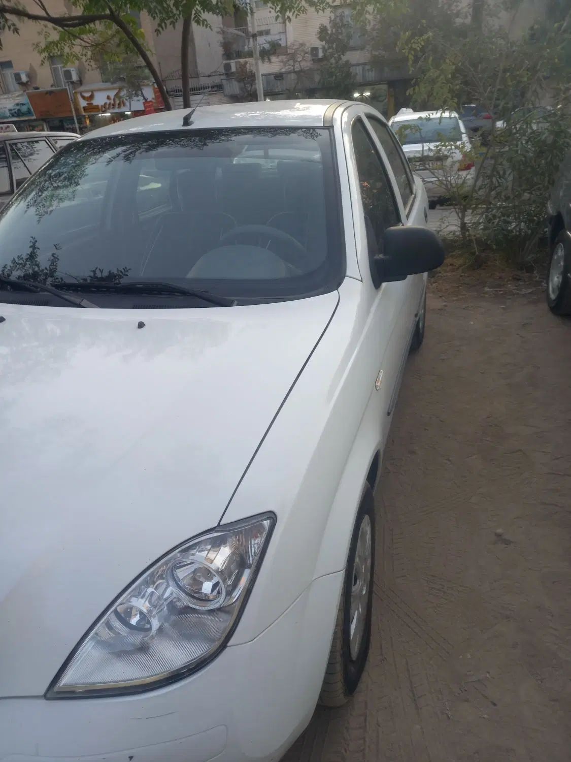 تیبا صندوق دار SX - 1399