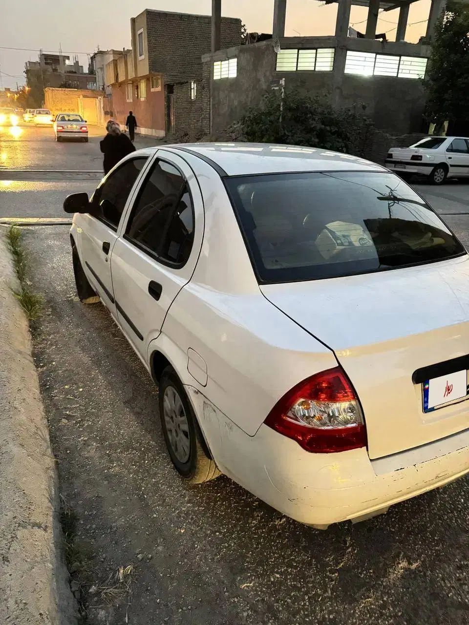 تیبا صندوق دار SX - 1400