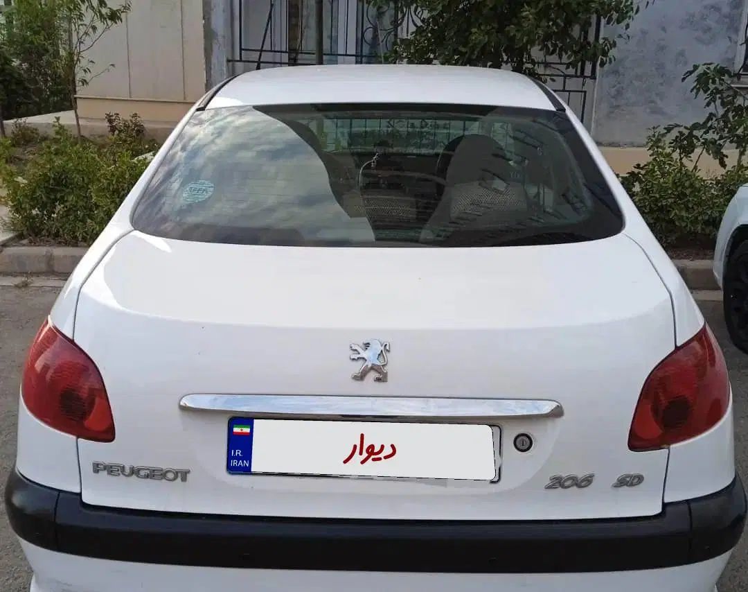 پژو ۲۰۶ صندوق دار v8 - 1400