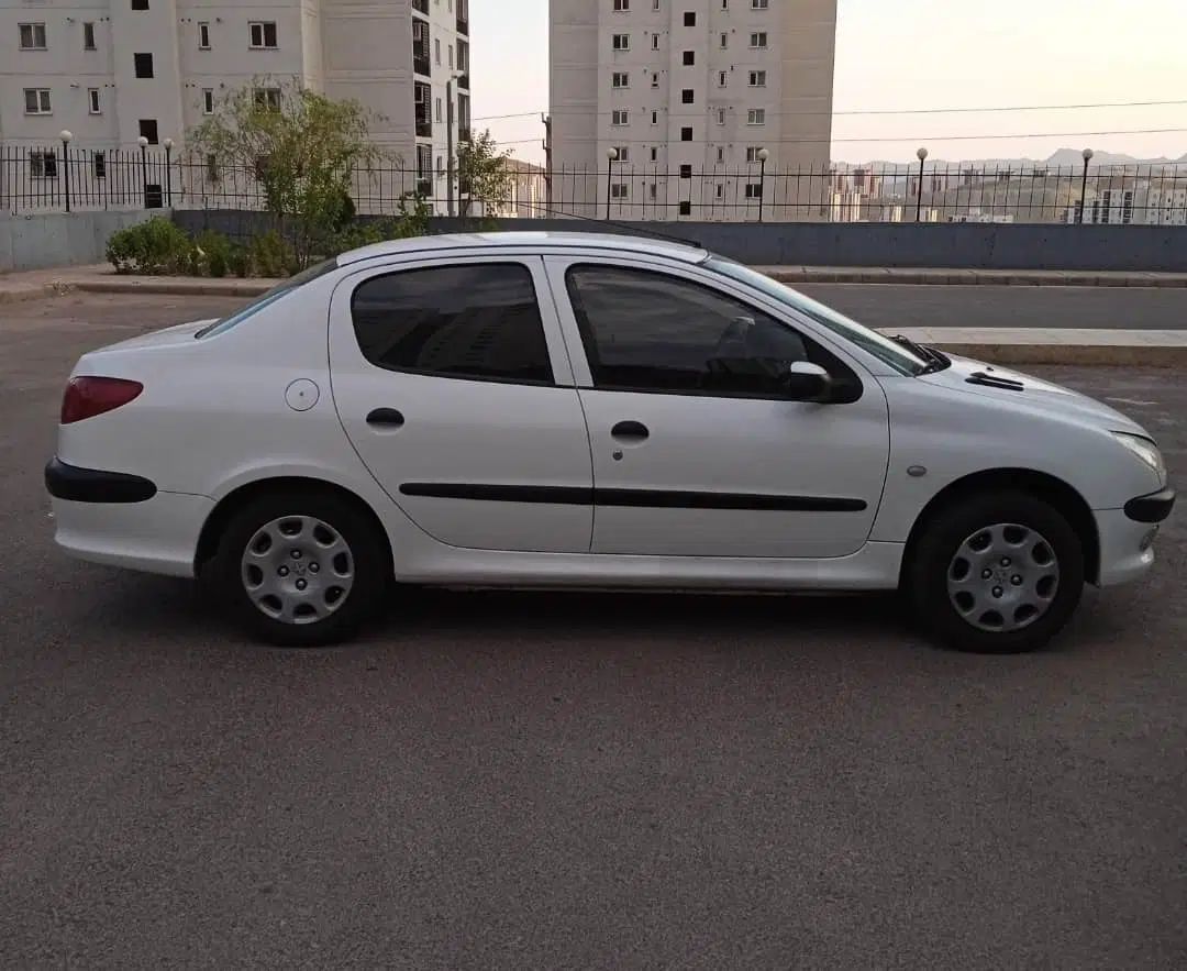 خودرو پژو، ۲۰۶ صندوق دار آگهی ann_20454688